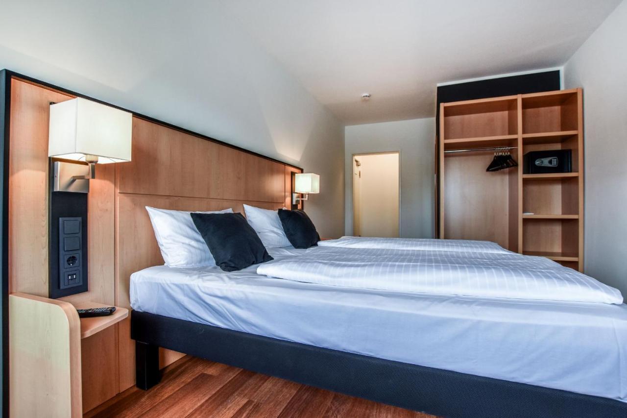 Stay Lev Hotel Leverkusen Zewnętrze zdjęcie