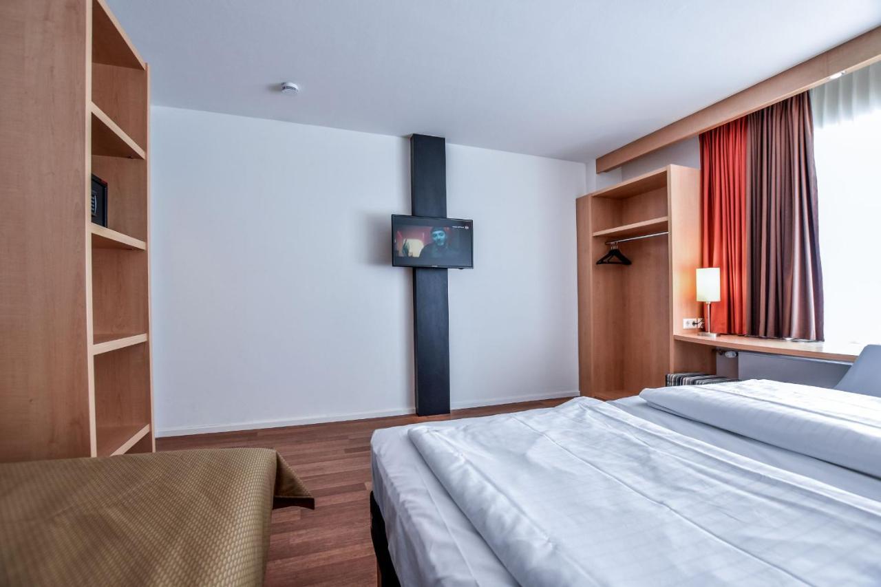 Stay Lev Hotel Leverkusen Zewnętrze zdjęcie