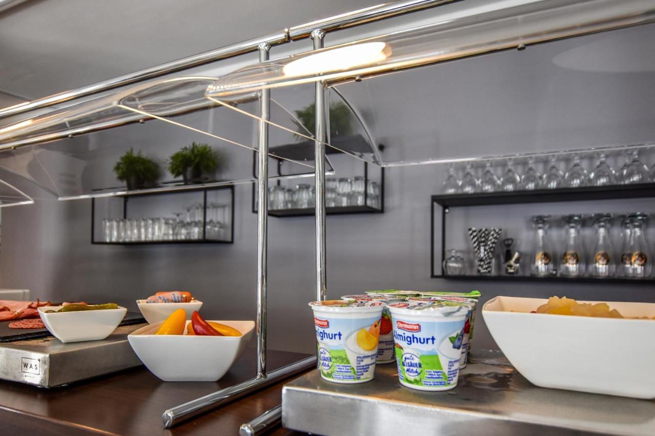 Stay Lev Hotel Leverkusen Zewnętrze zdjęcie